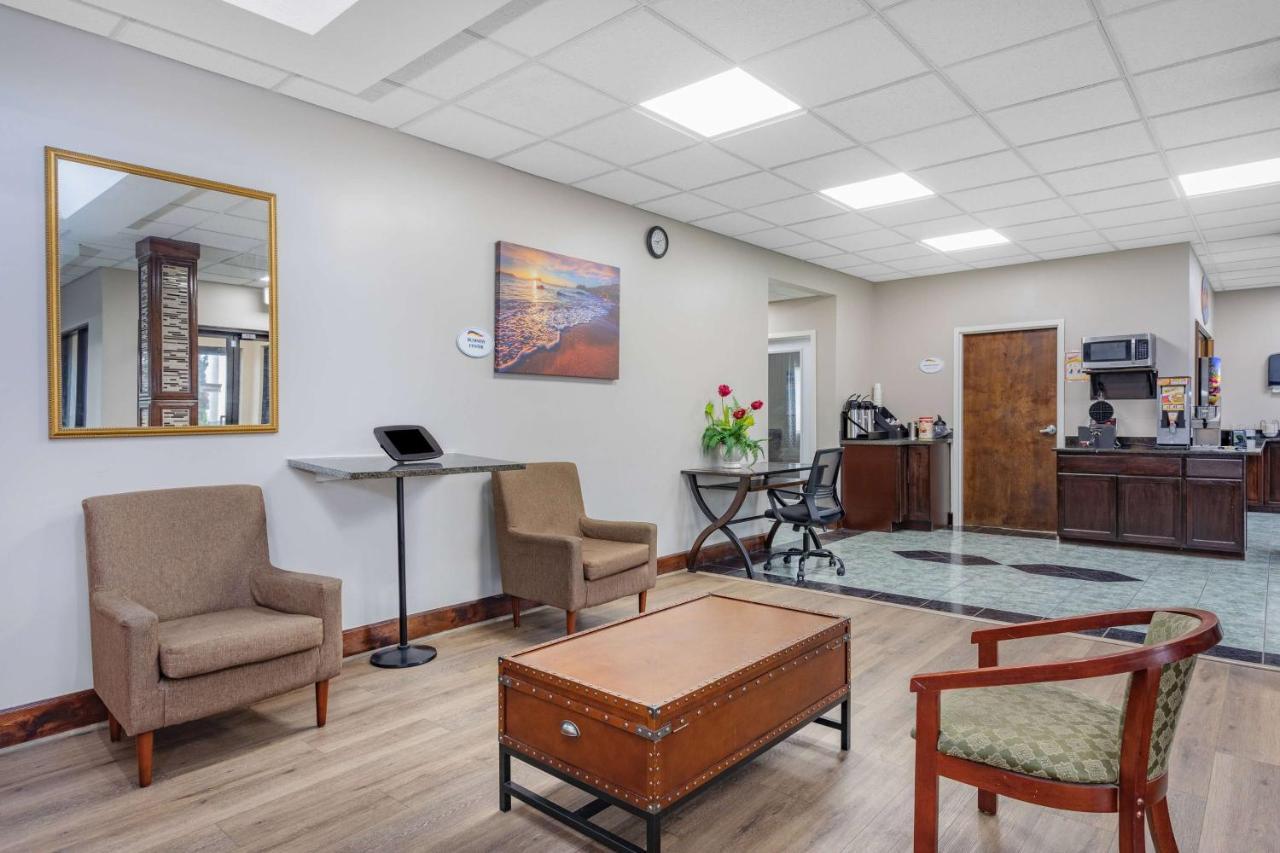 Baymont By Wyndham Midway Tallahassee Exterior foto